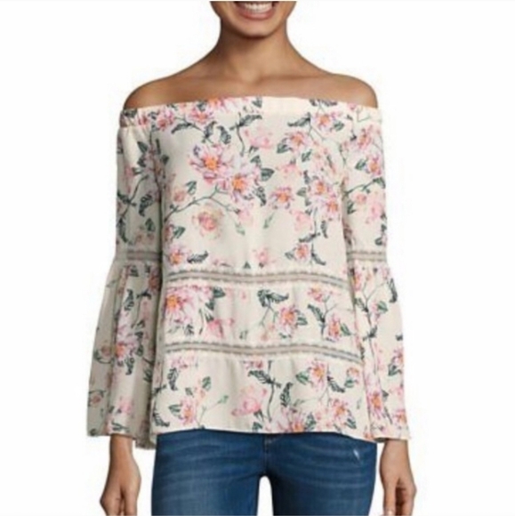 NWT Belle Sky Floral Off The Shoulder Blouse - Picture 1 of 7